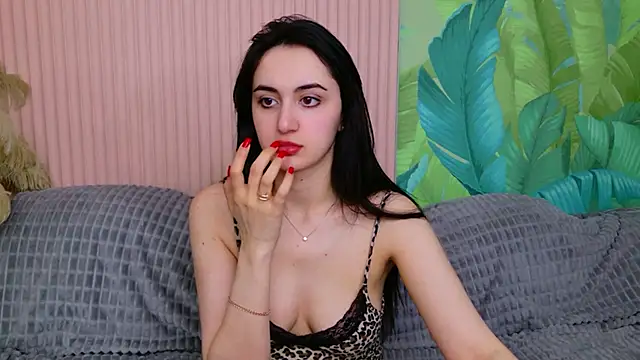 Snapshot of Elizabeth_Meyer chatting on 04-18-26, 05:33 Elizabeth Meyer online show from 04-18-26, 05:33
