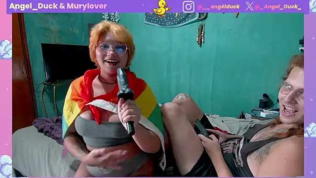 Angel Duck online show from 05-18-26, 06:36