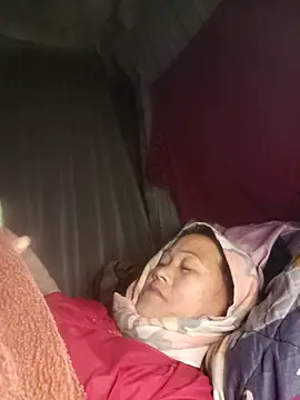 MaiHoa69 online show from 12-17-25, 12:22