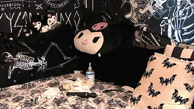 Paige Turner online show from 02-22-26, 03:10