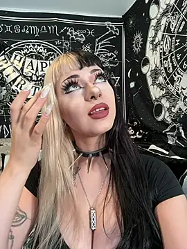 Paige Turner online show from 08-05-26, 12:57