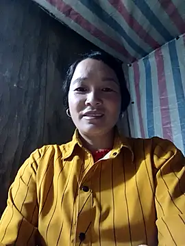 Snapshot of Bliss_rose chatting on 10-25-25, 07:27 Bliss rose online show from 10-25-25, 07:27