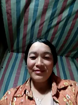 Snapshot of Bliss_rose chatting on 11-11-25, 12:49 Bliss rose online show from 11-11-25, 12:49