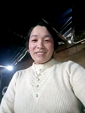 Snapshot of Bliss_rose chatting on 12-19-25, 07:59 Bliss rose online show from 12-19-25, 07:59