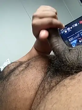 Snapshot of Longthickdick33 chatting on 09-13-25, 04:45 Longthickdick33 online show from 09-13-25, 04:45