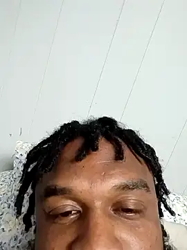 Snapshot of Longthickdick33 chatting on 09-21-25, 09:11 Longthickdick33 online show from 09-21-25, 09:11