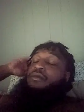 Snapshot of Longthickdick33 chatting on 09-25-25, 09:35 Longthickdick33 online show from 09-25-25, 09:35