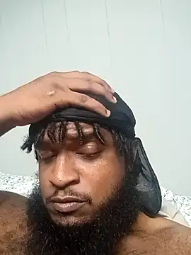 Snapshot of Longthickdick33 chatting on 10-22-25, 08:03 Longthickdick33 online show from 10-22-25, 08:03