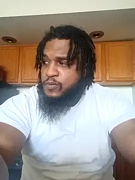 Snapshot of Longthickdick33 chatting on 02-13-26, 04:25 Longthickdick33 online show from 02-13-26, 04:25