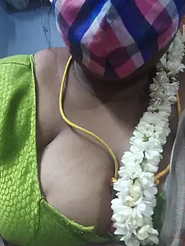 TAMIL ELAKKIYA online show from 05-10-26, 04:56