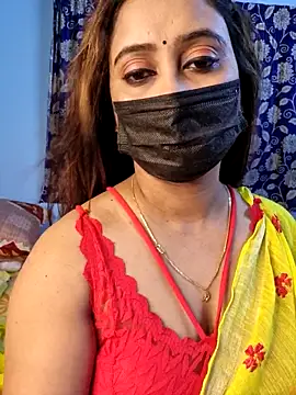 Snapshot of Cute-lusi chatting on 09-08-25, 02:49 Cute-lusi online show from 09-08-25, 02:49