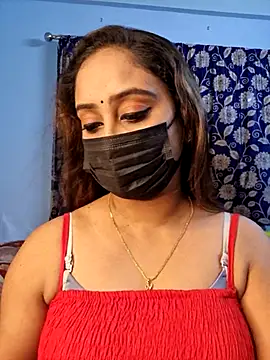 Snapshot of Cute-lusi chatting on 09-10-25, 03:45 Cute-lusi online show from 09-10-25, 03:45