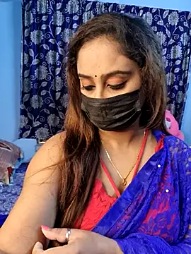 Snapshot of Cute-lusi chatting on 09-17-25, 07:15 Cute-lusi online show from 09-17-25, 07:15