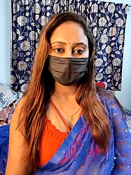 Snapshot of Cute-lusi chatting on 10-01-25, 07:20 Cute-lusi online show from 10-01-25, 07:20