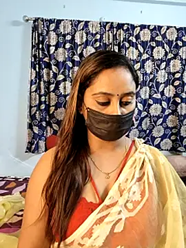 Snapshot of Cute-lusi chatting on 10-23-25, 10:19 Cute-lusi online show from 10-23-25, 10:19