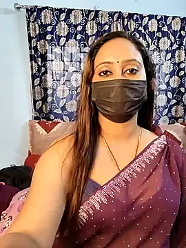 Snapshot of Cute-lusi chatting on 11-22-25, 11:09 Cute-lusi online show from 11-22-25, 11:09