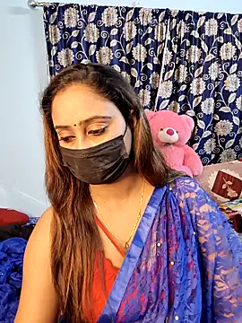 Snapshot of Cute-lusi chatting on 11-25-25, 07:14 Cute-lusi online show from 11-25-25, 07:14