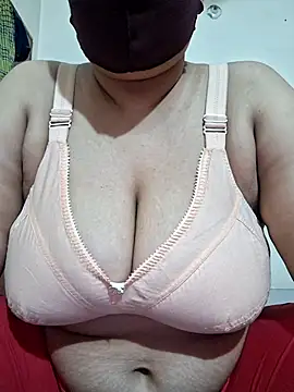 Hot-Rimi01 online show from 04-19-26, 05:23