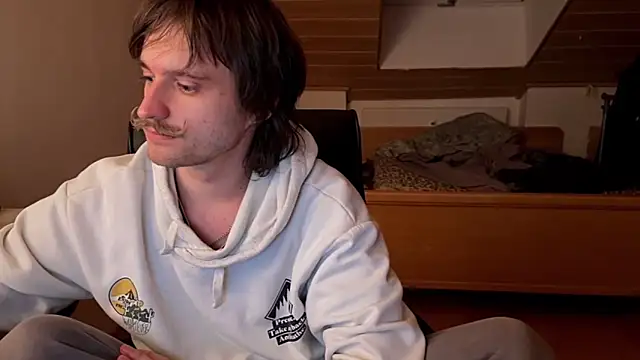 Bez3ybik online show from 04-18-26, 07:07