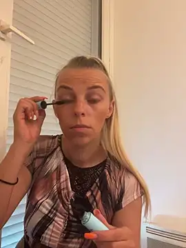 BrumeLove online show from 06-15-26, 07:32