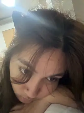 Snapshot of LanySylvia chatting on 10-12-25, 03:22 LanySylvia online show from 10-12-25, 03:22