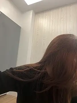 LanySylvia online show from 04-18-26, 07:58