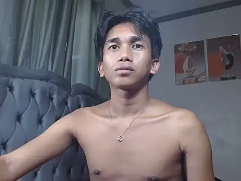 charlie0728 online show from 09-10-25, 05:40