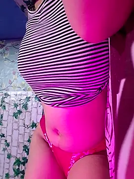 Snapshot of pihu099 chatting on 07-16-26, 11:44 pihu099 online show from 07-16-26, 11:44