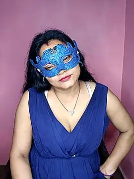 Snapshot of MEERAcle chatting on 10-11-25, 05:39 MEERAcle online show from 10-11-25, 05:39