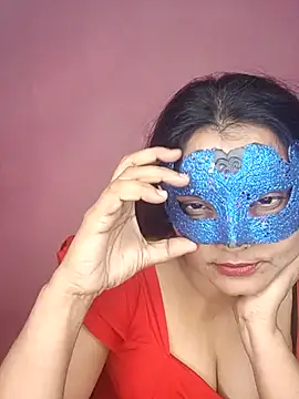 Snapshot of MEERAcle chatting on 10-22-25, 11:26 MEERAcle online show from 10-22-25, 11:26