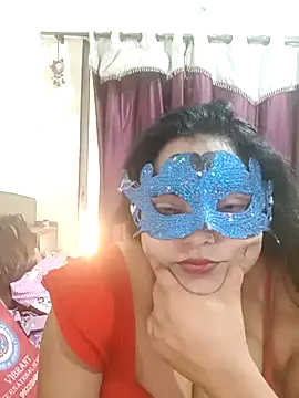 Snapshot of MEERAcle chatting on 12-14-25, 08:41 MEERAcle online show from 12-14-25, 08:41