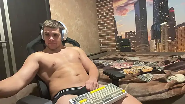 MusclePhantom online show from 11-09-25, 09:46