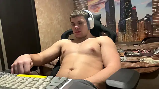 MusclePhantom online show from 02-10-26, 09:41