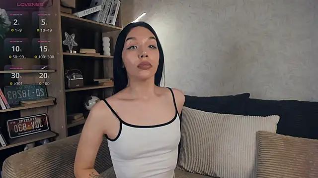 Snapshot of MarryWebbb chatting on 09-24-25, 07:06 MarryWebbb online show from 09-24-25, 07:06