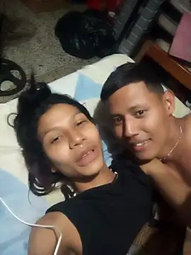 Snapshot of TifannyHott chatting on 09-19-25, 10:21 TifannyHott online show from 09-19-25, 10:21