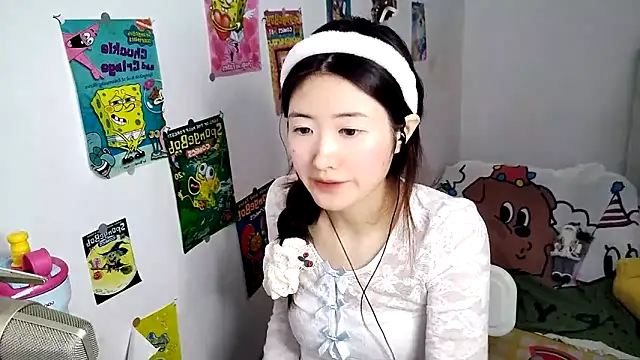 Moonlight-23 online show from 10-16-25, 06:47