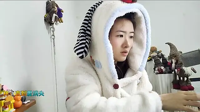 Moonlight-23 online show from 12-15-25, 01:04