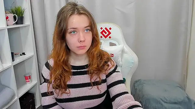 Snapshot of Anabel_Montereau chatting on 09-22-25, 09:11 Anabel Montereau online show from 09-22-25, 09:11