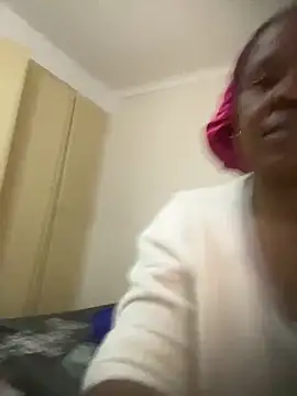 Snapshot of Ebonyboobsmilk chatting on 03-19-26, 03:49 Ebonyboobsmilk online show from 03-19-26, 03:49