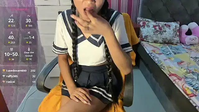 Mica Jones online show from 05-19-26, 01:56