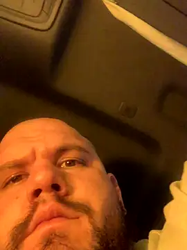 shakeweight online show from 10-25-25, 07:27