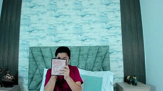 ShanelEvans online show from 10-08-25, 07:00