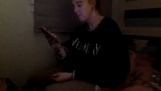 Bellababexox online show from 05-15-26, 11:01