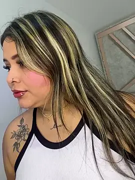 ashley-swift- online show from 02-04-26, 11:27