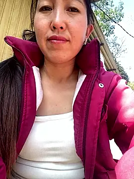 Huong-Ly online show from 01-18-26, 05:55