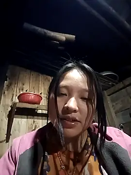 MuiNay online show from 11-18-25, 10:52