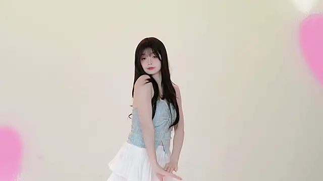 Snapshot of Hot-dance520 chatting on 10-25-25, 02:30 Hot-dance520 online show from 10-25-25, 02:30