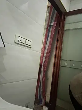 crhong666 online show from 01-16-26, 12:47