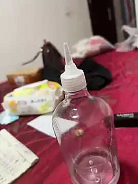 crhong666 online show from 04-13-26, 01:00