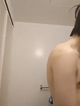 tanaka113 online show from 05-18-26, 04:07
